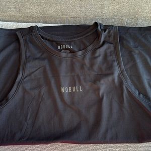 NoBull WOMEN'S DELTAPEAK® MICRO TEXTURED TANK. Worn once. Black